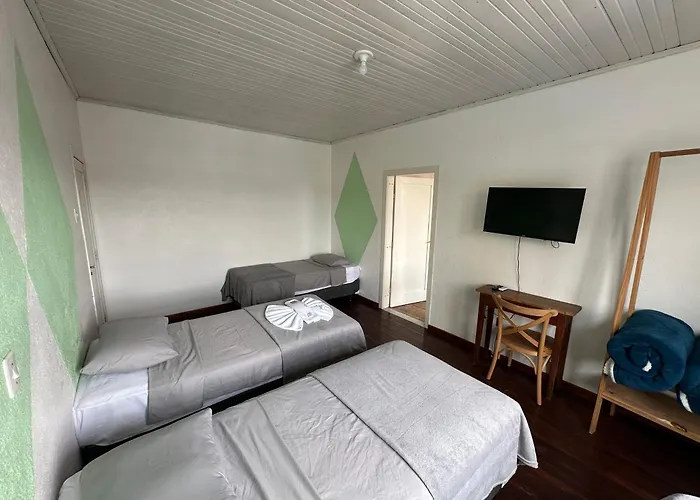Araucaria Hostel E Pousada