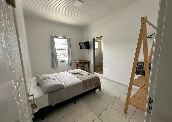 Araucaria Hostel E Pousada