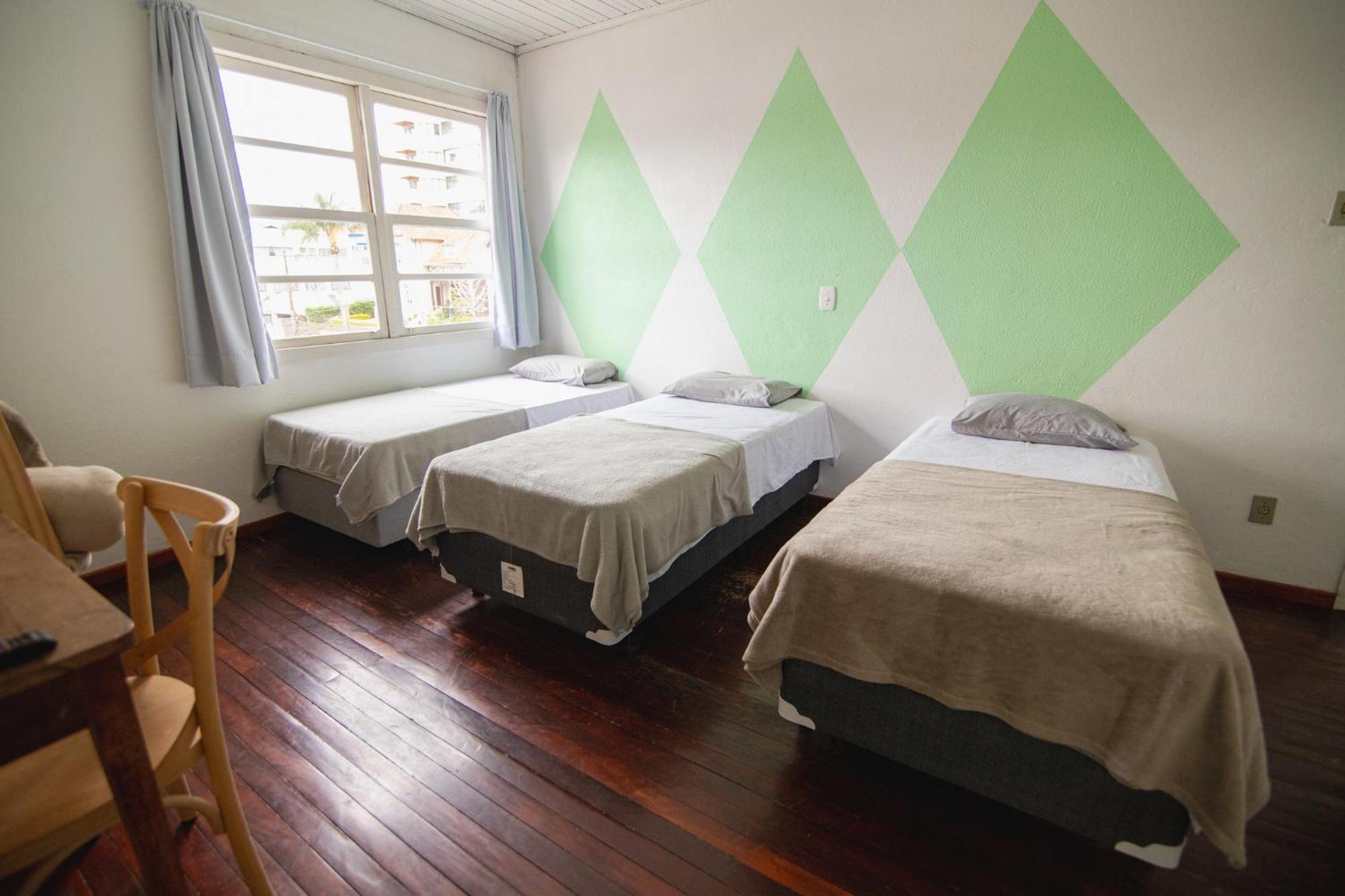 Araucaria E Hostel *